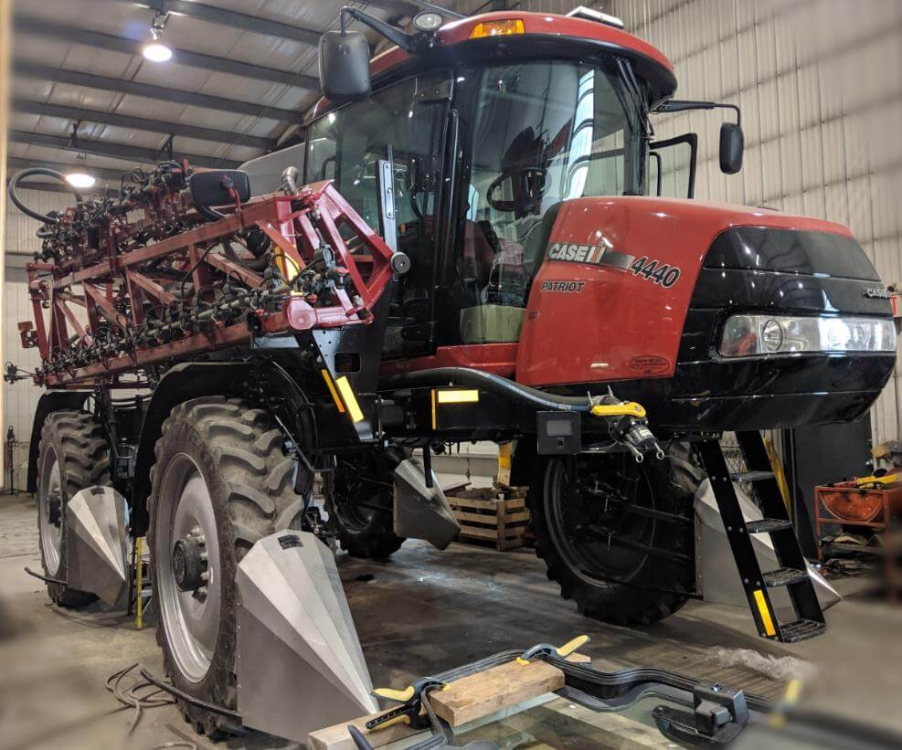 Installation Manual for CASE IH 4440 Sprayer.